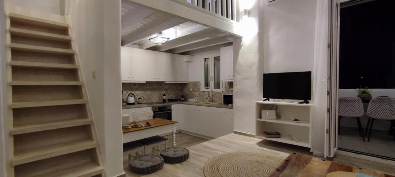 Isavella's House *